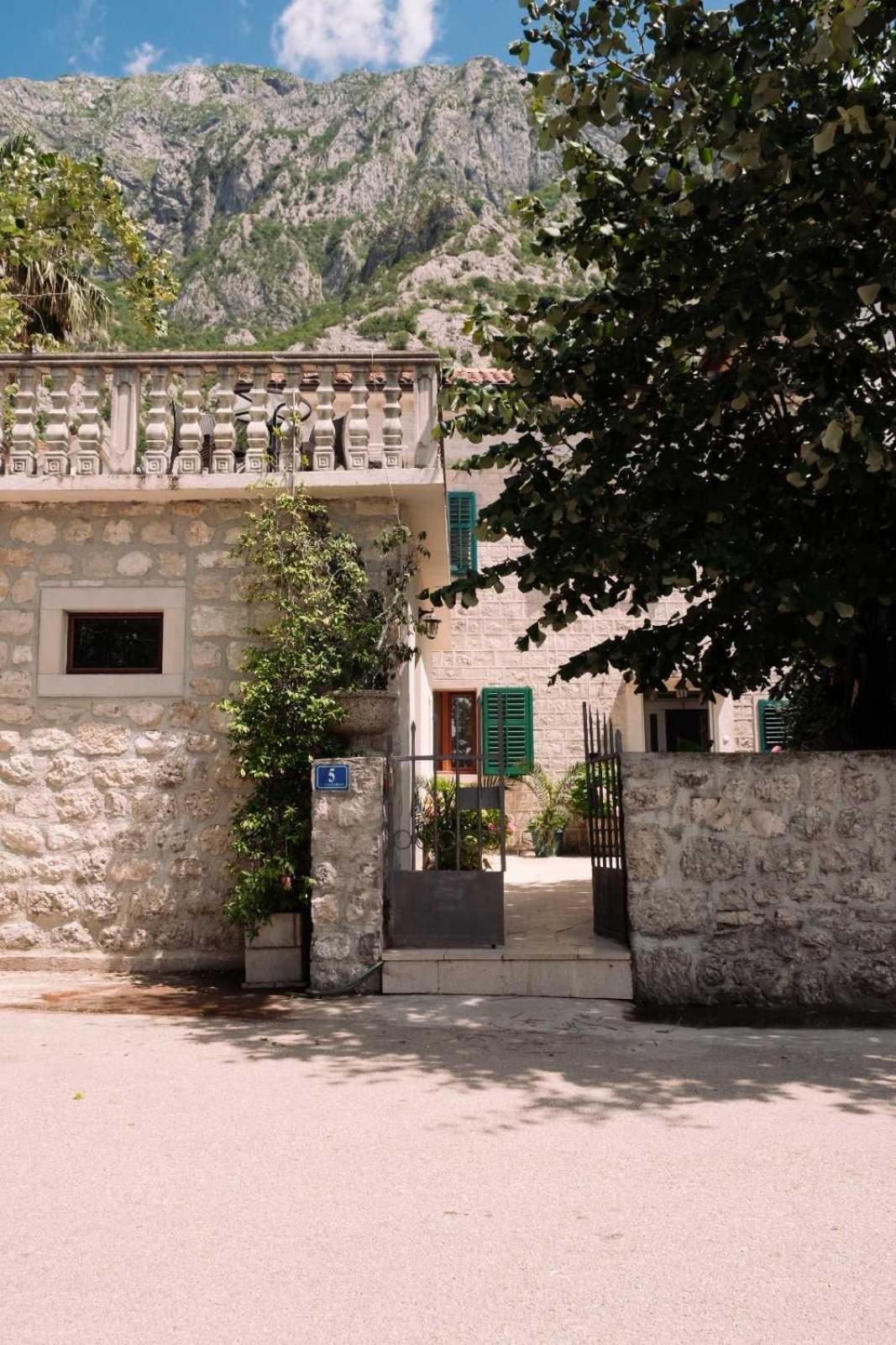 Ferienwohnung Mareta Loft Kotor Exterior foto